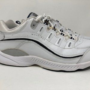 Easy Spirit Lace up Trainers - Women's Sz 9.5W